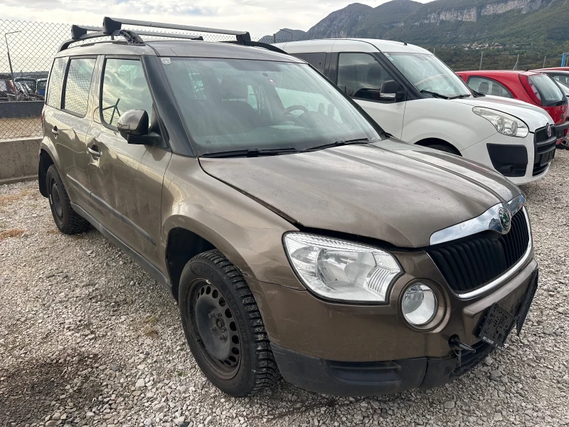 Skoda Yeti 2.0/110кс 4х4 80000км сервизни документи , снимка 2 - Автомобили и джипове - 47460608