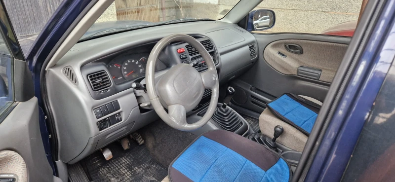 Suzuki Grand vitara, снимка 10 - Автомобили и джипове - 48934459