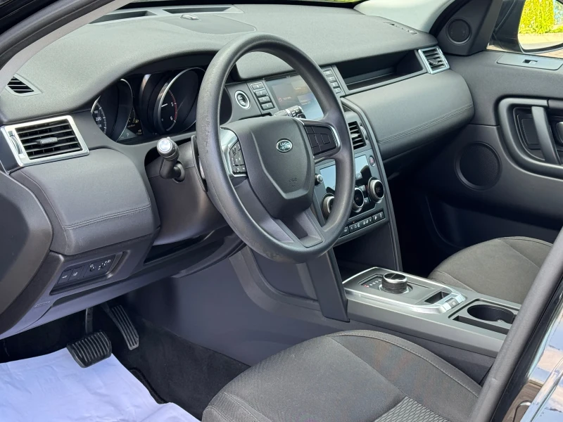 Land Rover Discovery Sport 2.0d-150KC-9AT-144X.KM-ОТЛИЧЕН!!!, снимка 10 - Автомобили и джипове - 51023984