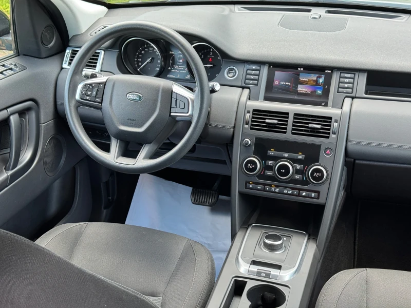 Land Rover Discovery Sport 2.0d-150KC-9AT-144X.KM-ОТЛИЧЕН!!!, снимка 14 - Автомобили и джипове - 51023984