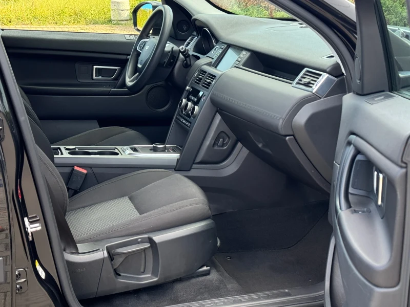 Land Rover Discovery Sport 2.0d-150KC-9AT-144X.KM-ОТЛИЧЕН!!!, снимка 16 - Автомобили и джипове - 51023984