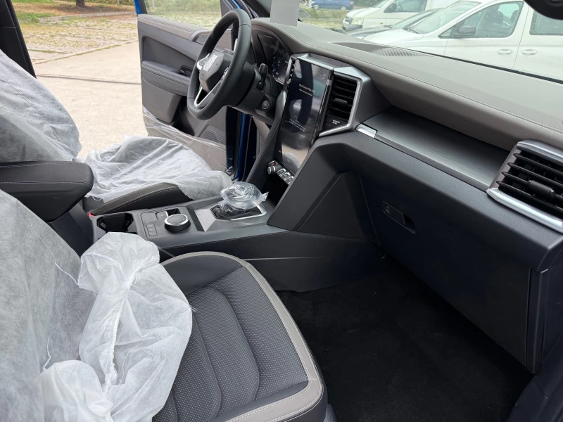 VW Amarok Aventura 4 Motion V6 3, 0 ТI 241 k.c 10AT, снимка 13 - Автомобили и джипове - 51848090