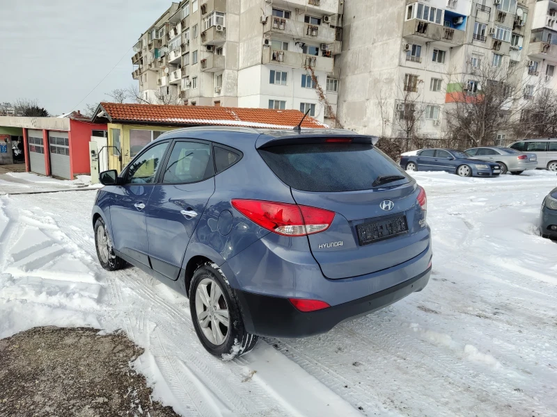 Hyundai IX35, снимка 4 - Автомобили и джипове - 53341127