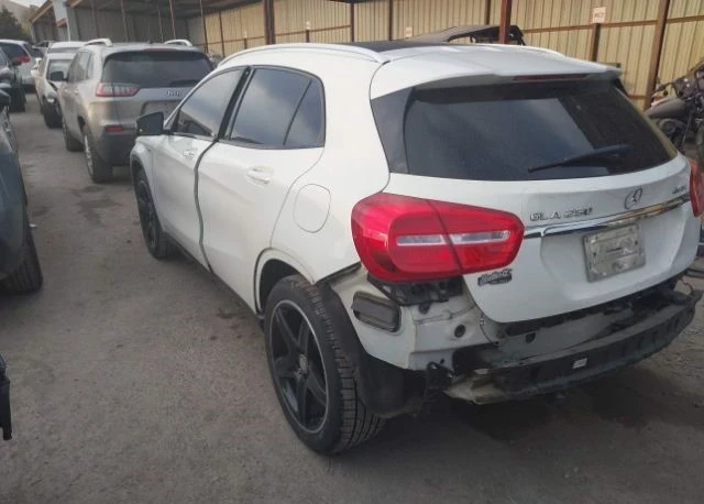 Mercedes-Benz GLA 250, снимка 3 - Автомобили и джипове - 49057467