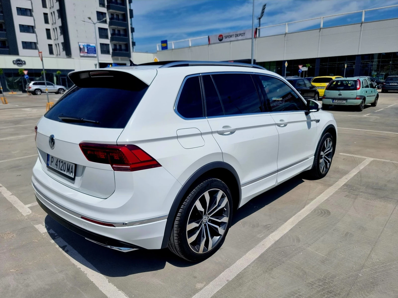 VW Tiguan 2.0 tdi biturbo R-line 240hp - изображение 3