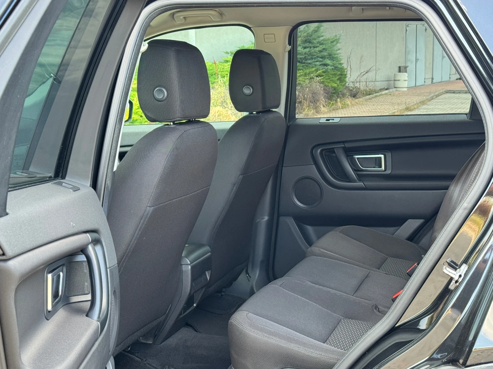 Land Rover Discovery Sport 2.0d-150KC-9AT-144X.KM-!!! | Mobile.bg   12