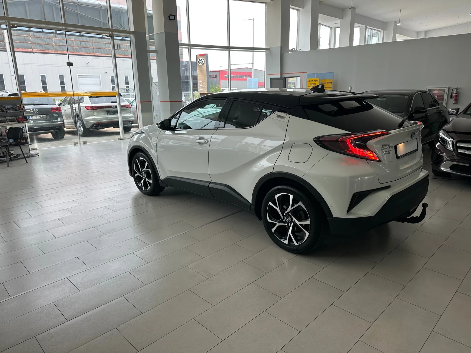 Toyota C-HR  Classy* Bitone - изображение 3