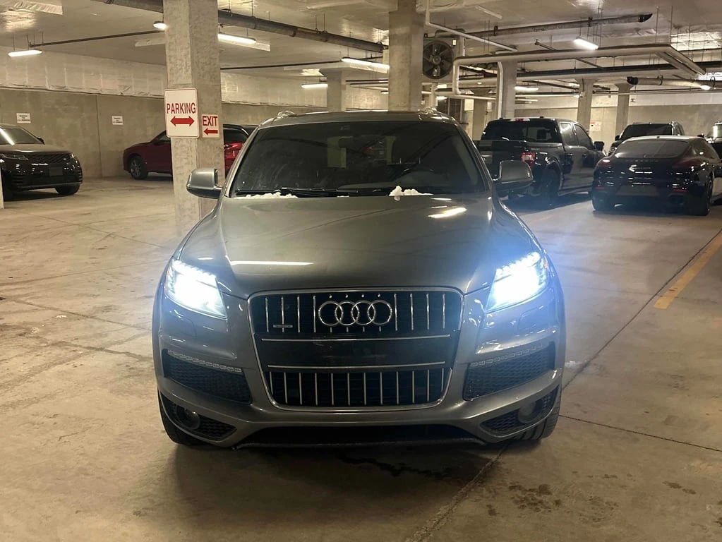 Audi Q7 * 3.0L TDI Vorsprung Edition * CARFAX * ФИНАНСИРАН - изображение 6