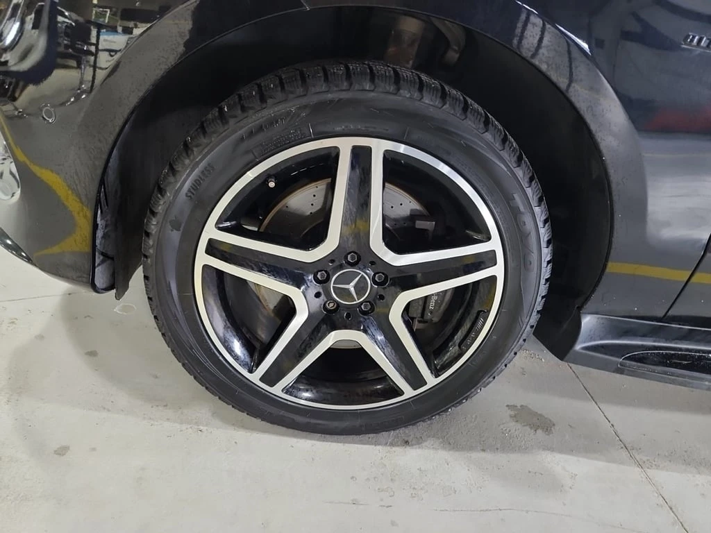 Mercedes-Benz GLE 43 AMG / BLIND SPOT / 360 / PANO / ДВА КЛЮЧА / CARFAX - изображение 6