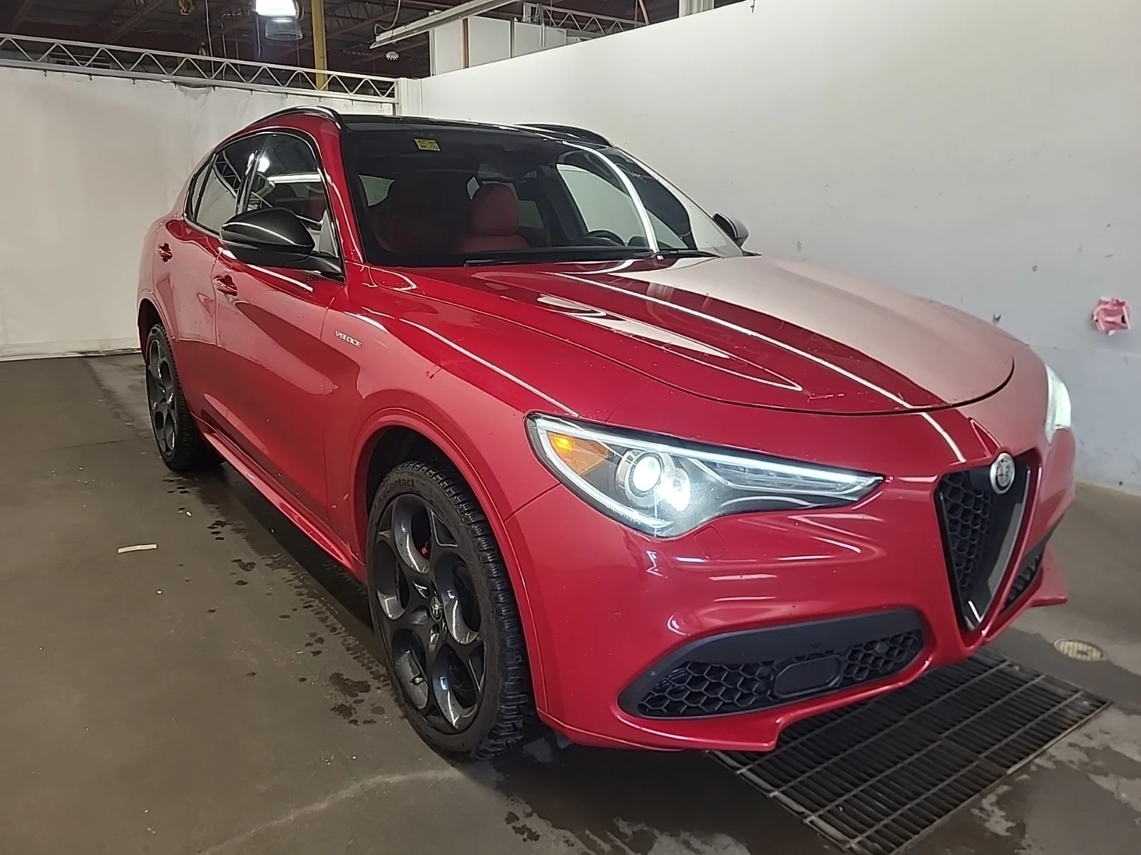Alfa Romeo Stelvio VELOCE * АвтоКредит* Цена до БГ - изображение 2