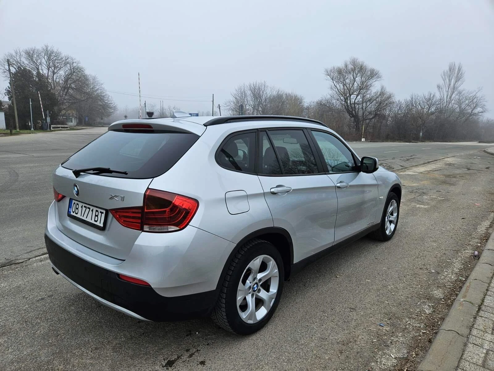 BMW X1 2.0, снимка 4 - Автомобили и джипове - 53725181