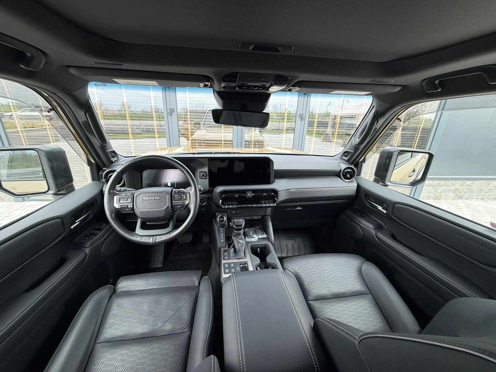 Toyota Land cruiser 1958/FIRST EDITION LC 250 HIBRID, снимка 12 - Автомобили и джипове - 54221403