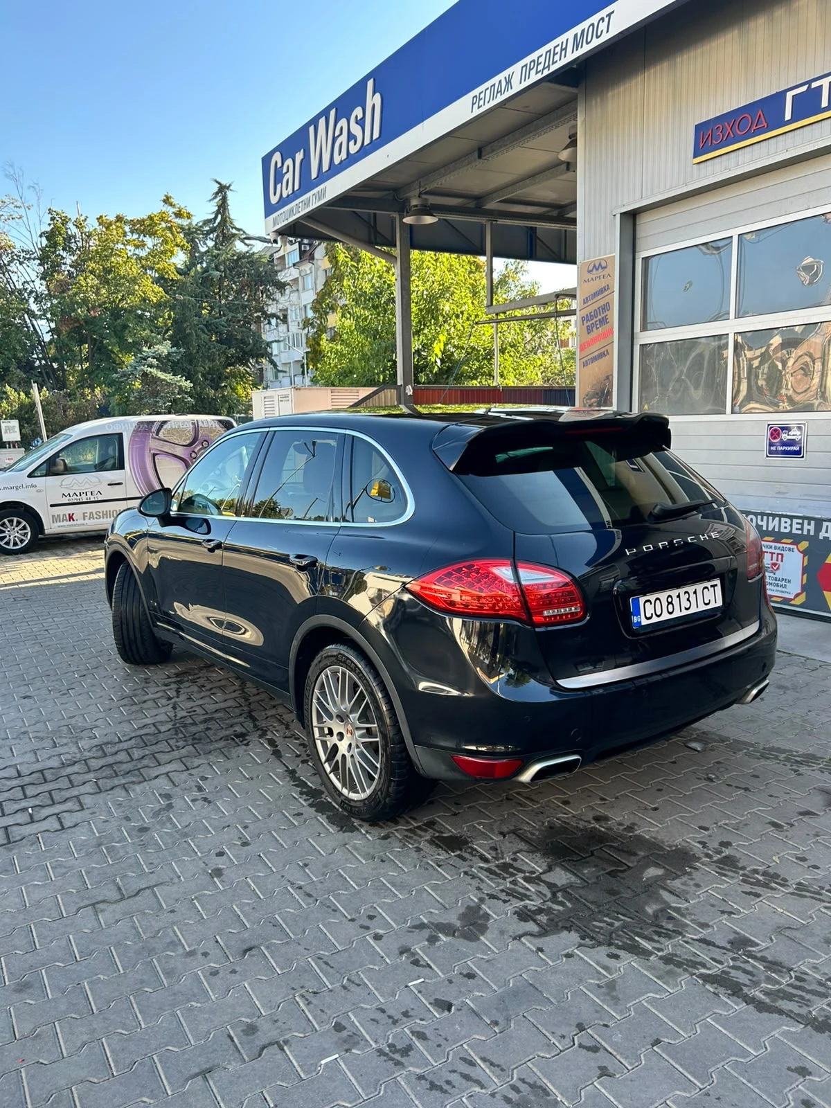 Porsche Cayenne 3.0D, снимка 3 - Автомобили и джипове - 55684157