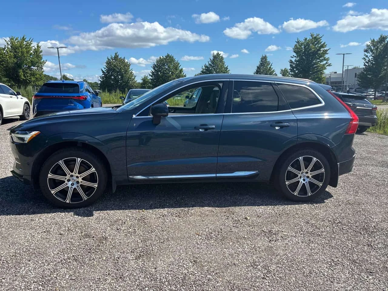 Volvo XC60 * Inscription * CARFAX * ЦЕНА ДО БГ, снимка 2 - Автомобили и джипове - 55696580