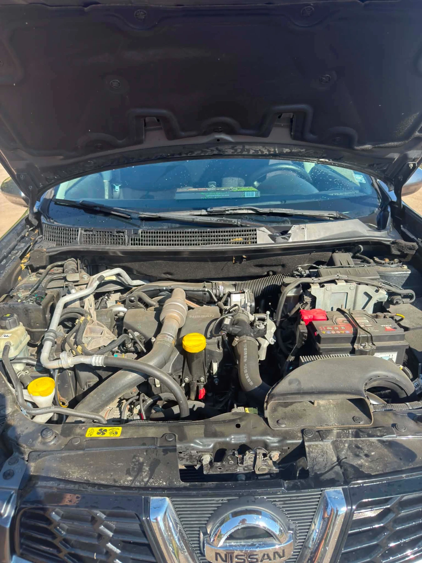 Nissan Qashqai 1.5, снимка 8 - Автомобили и джипове - 55713251