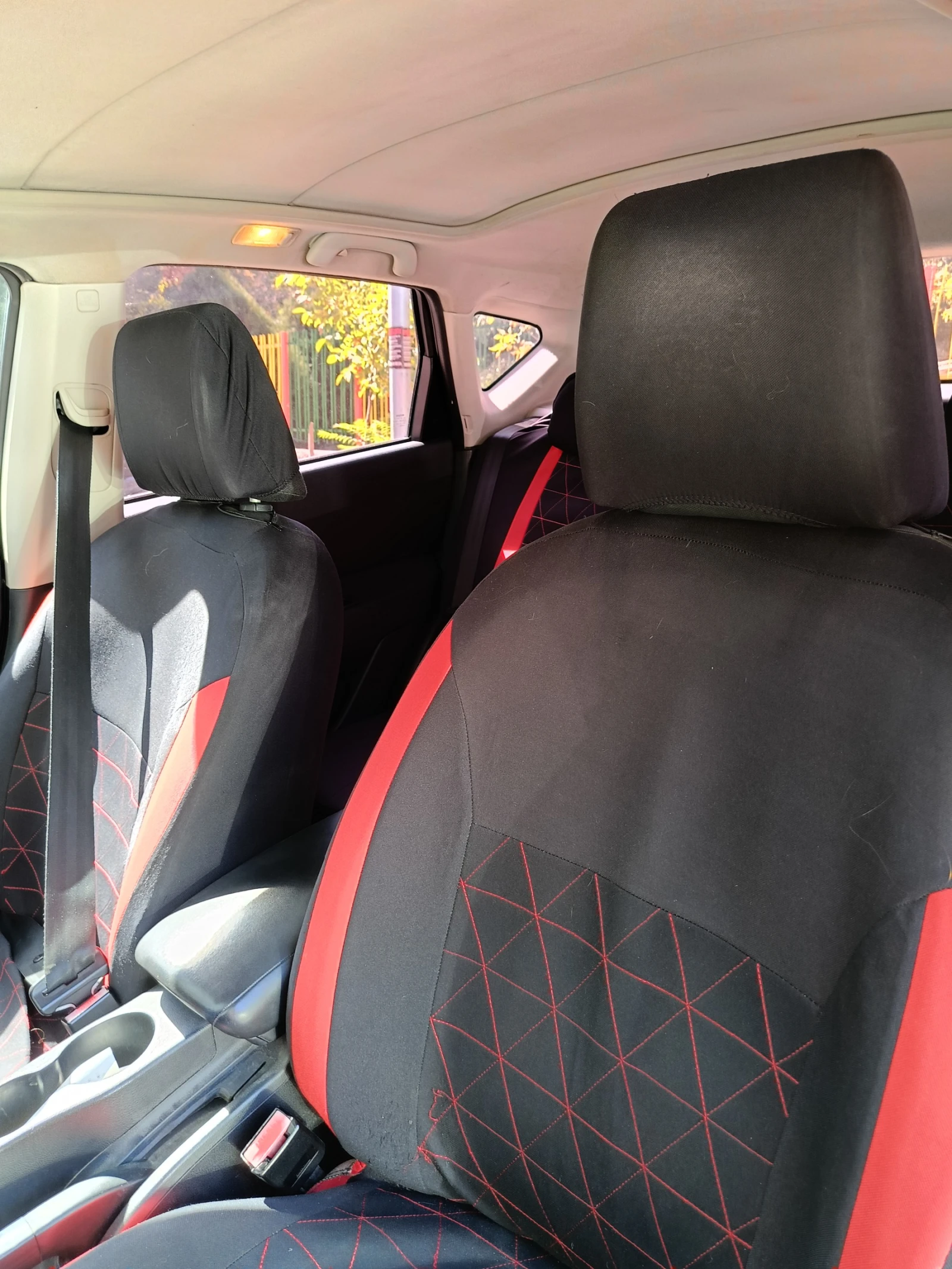 Nissan Qashqai, снимка 8 - Автомобили и джипове - 56341485