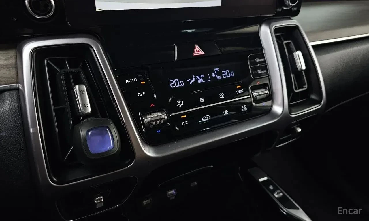 Kia Sorento, снимка 10 - Автомобили и джипове - 56739945
