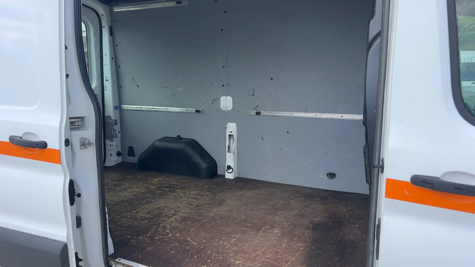 Ford Transit 2.2 TDCI с Верига Клима Доказуеми Километри, снимка 9 - Бусове и автобуси - 54600316