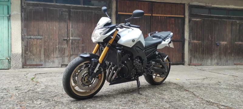 Yamaha FZ8 Швейцария! Абсолютно без забележки! Като нов!