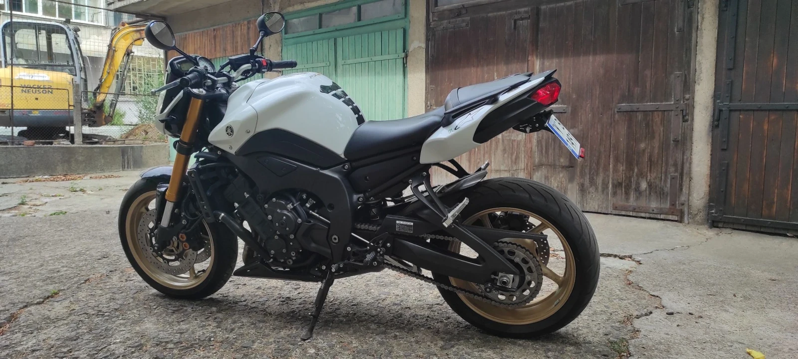 Yamaha FZ8 Швейцария! Абсолютно без забележки! Като нов! - изображение 3