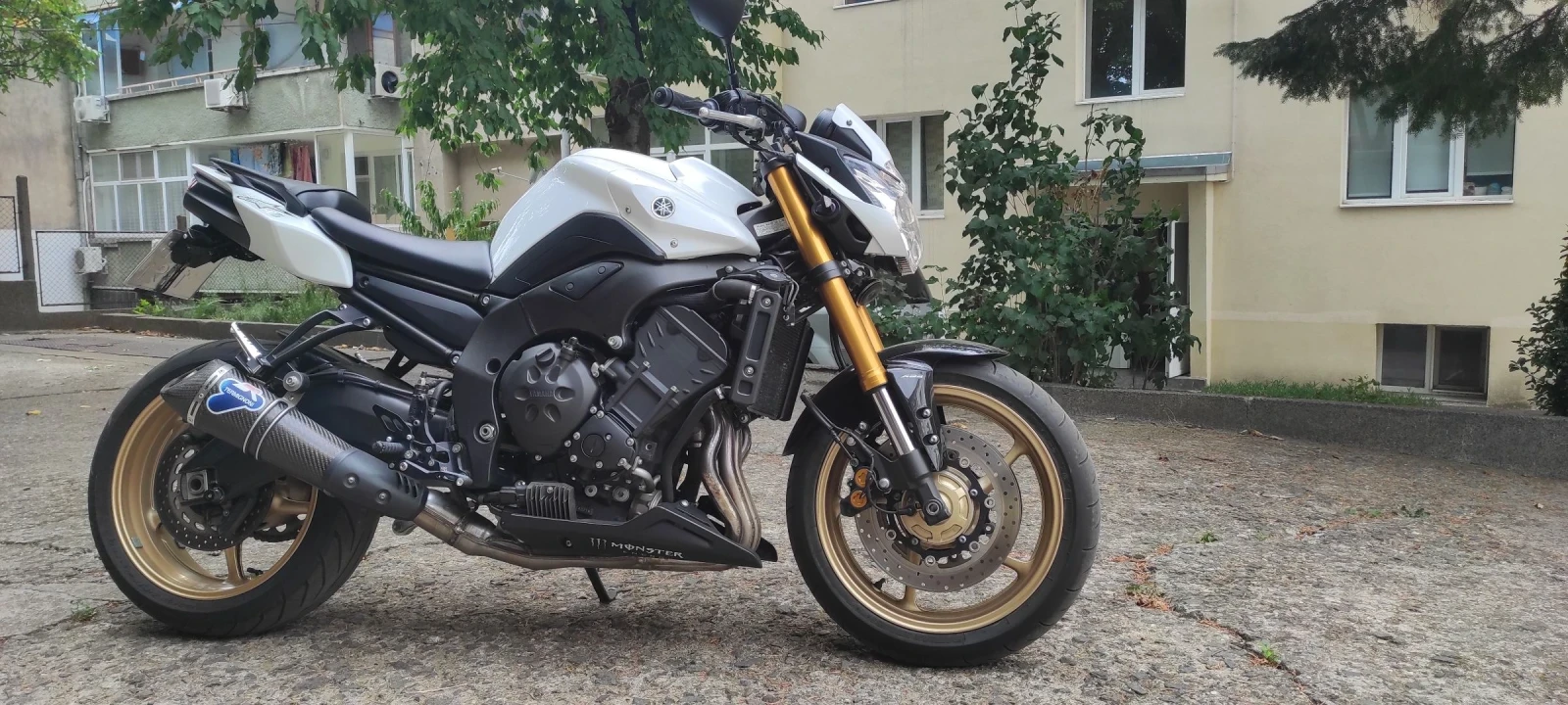 Yamaha FZ8 Швейцария! Абсолютно без забележки! Като нов! - изображение 4