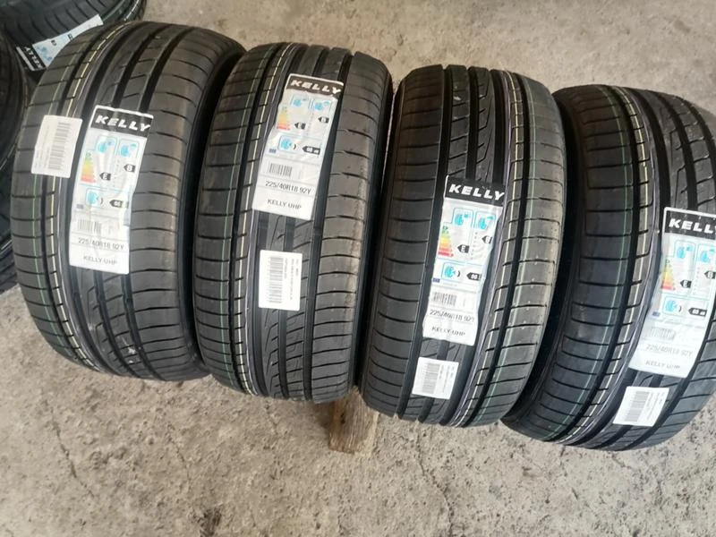 Гуми Летни 225/40R18, снимка 3 - Гуми и джанти - 32162915