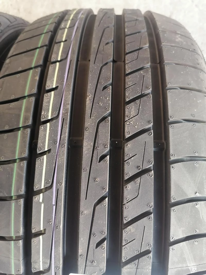 Гуми Летни 225/40R18, снимка 6 - Гуми и джанти - 32162915