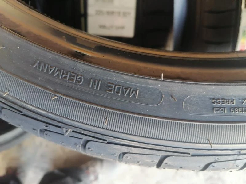 Гуми Летни 225/40R18, снимка 13 - Гуми и джанти - 32162915