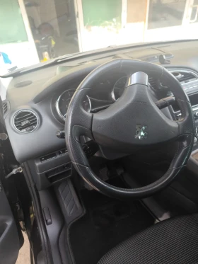 Peugeot 5008, снимка 11