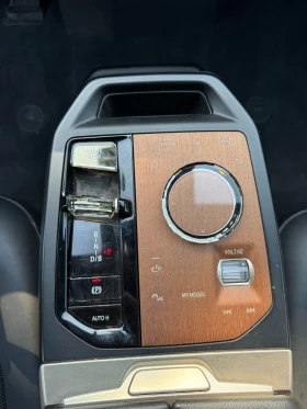 BMW iX 40 xDrive Massage, Sky Lounge, HeadUp, снимка 15