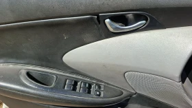 Nissan Primera Седан, снимка 8