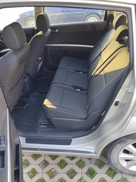 Toyota Corolla verso | Mobile.bg � ����� ������ 9