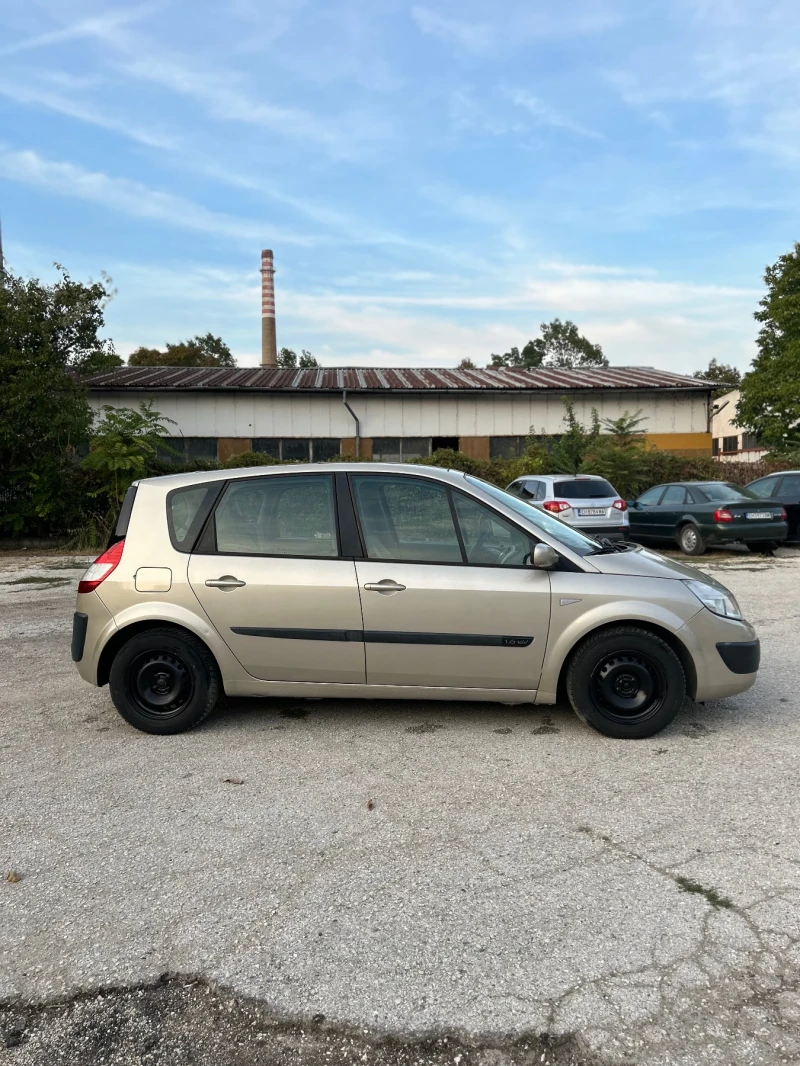 Renault Scenic  1.6i 16V, снимка 6 - Автомобили и джипове - 48654520