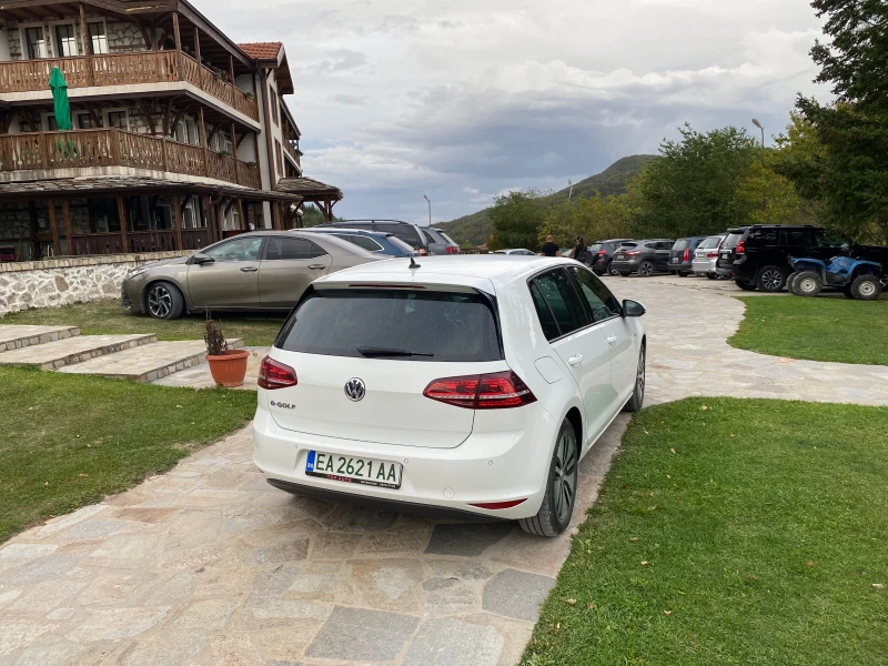 VW Golf eGolf, снимка 3 - Автомобили и джипове - 47481454