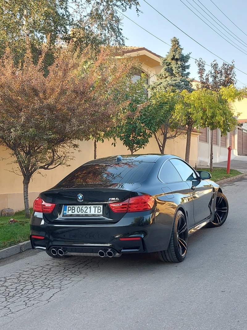 BMW M4, снимка 3 - Автомобили и джипове - 47751860