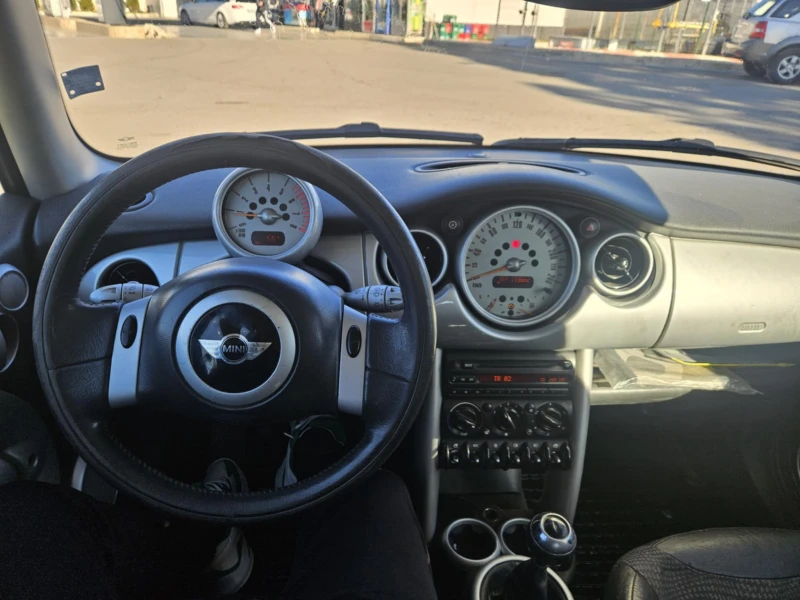 Mini Cooper Газов инжекцион, снимка 8 - Автомобили и джипове - 48093606