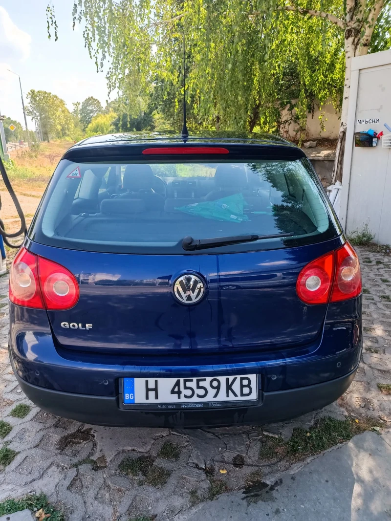 VW Golf 5, снимка 2 - Автомобили и джипове - 48527234