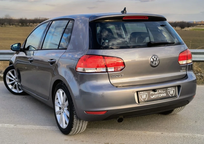 VW Golf 1.6TDI, снимка 6 - Автомобили и джипове - 49200580