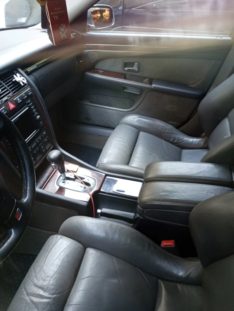 Audi A8, снимка 6 - Автомобили и джипове - 51605989