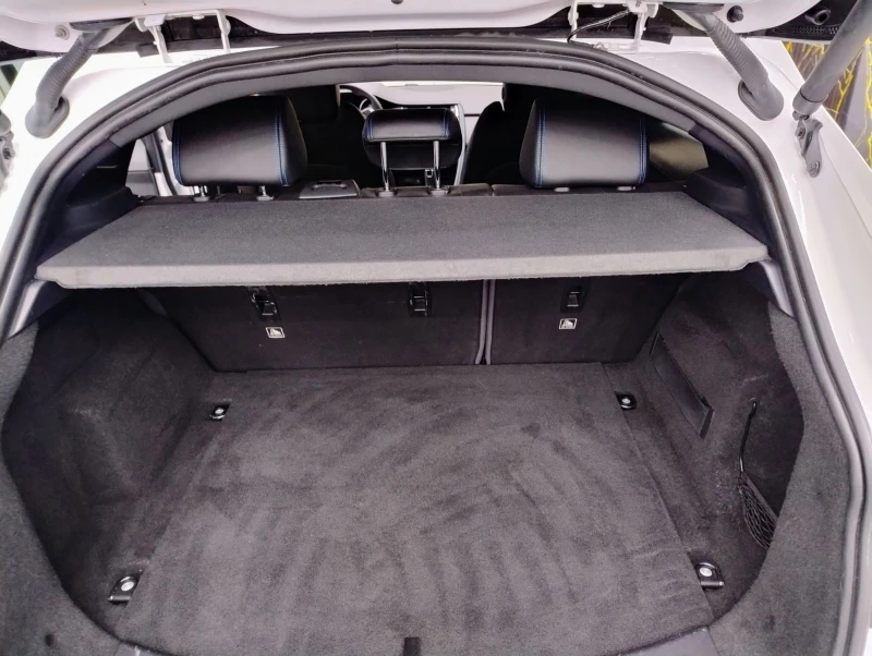 Jaguar E-pace R-Dinamic P300, снимка 13 - Автомобили и джипове - 52446619