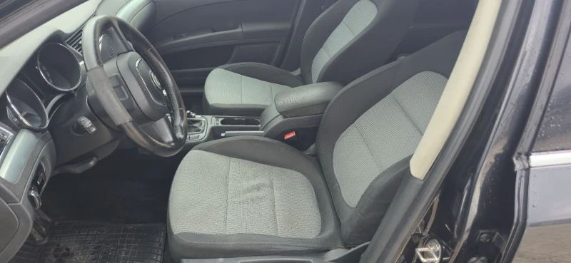Skoda Superb 2.0 140коня, снимка 11 - Автомобили и джипове - 52474337