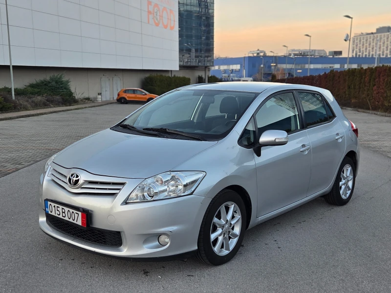 Toyota Auris 1.4D4-D FACELIFT ОТЛИЧНА