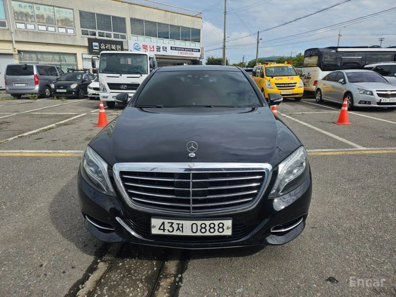 Mercedes-Benz S 400