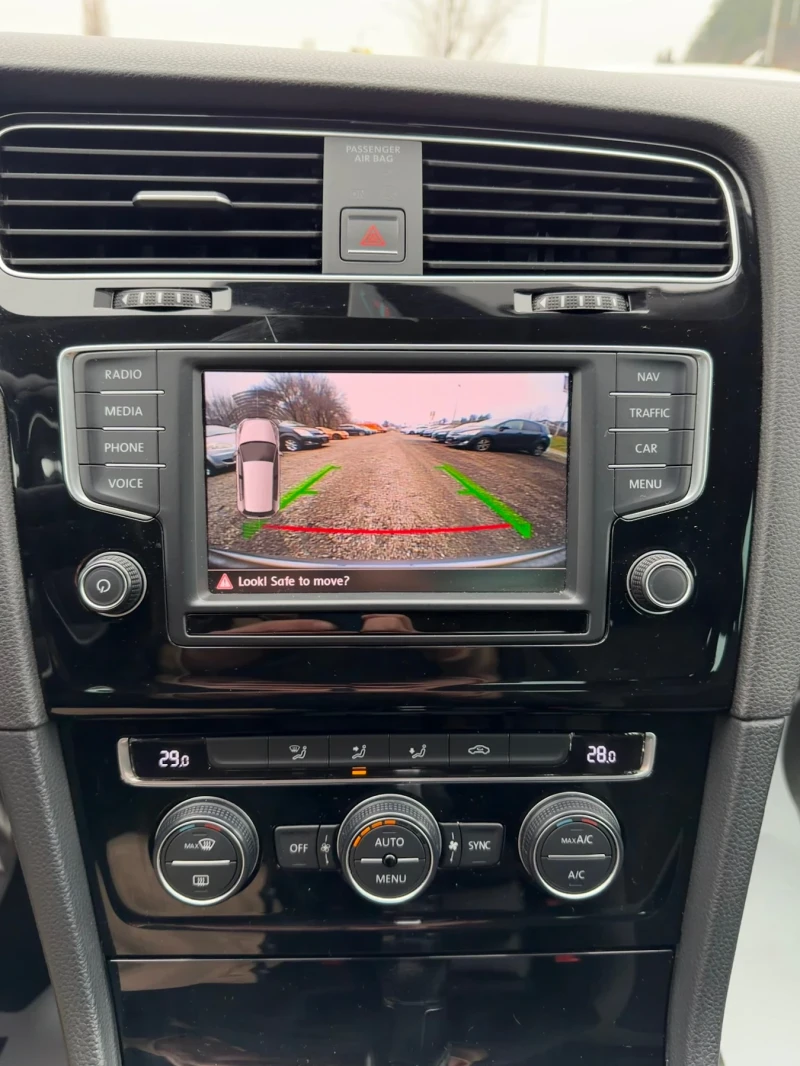VW Golf Executive 2.0 TDI DSG TouchNavi Пера Камера, снимка 14 - Автомобили и джипове - 53201850