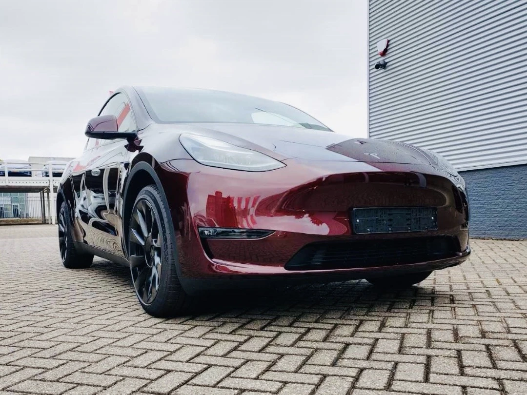 Tesla Model Y Long Range - 22 km - ПРОДАДЕНА - изображение 4