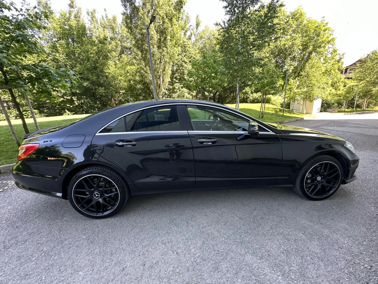 Mercedes-Benz CLS 500 AMG OPTIC - изображение 8