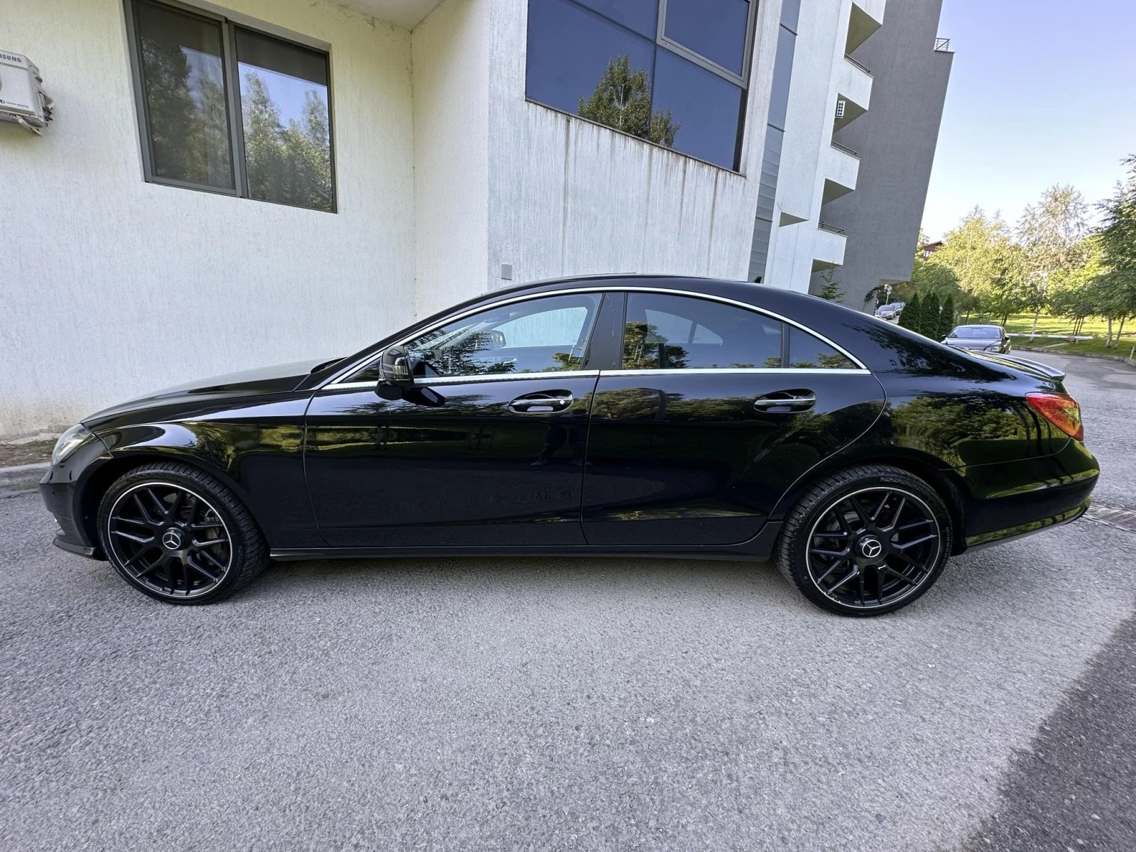 Mercedes-Benz CLS 500 AMG OPTIC - изображение 4