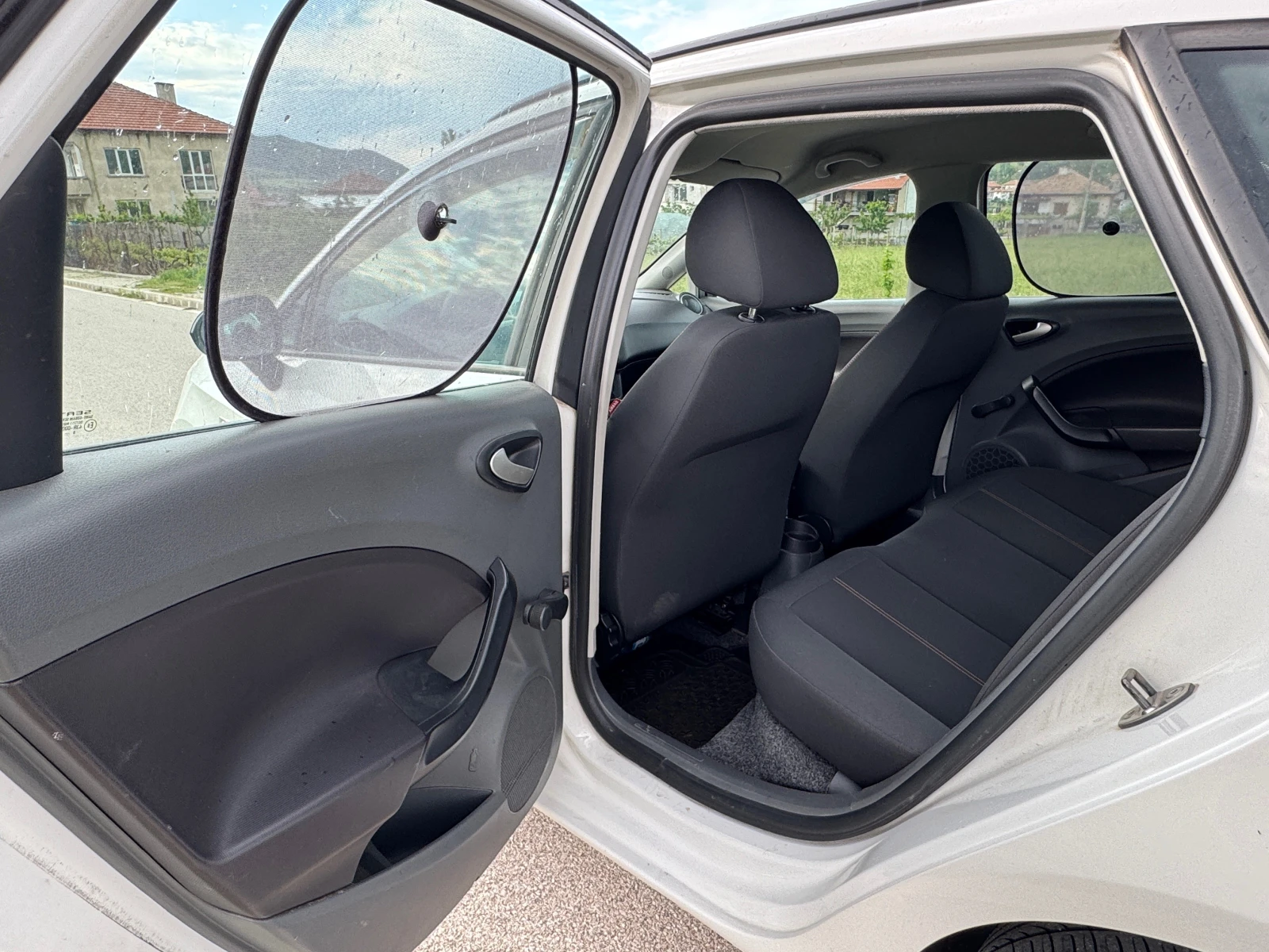 Seat Ibiza 1.4 TDI ST - изображение 8