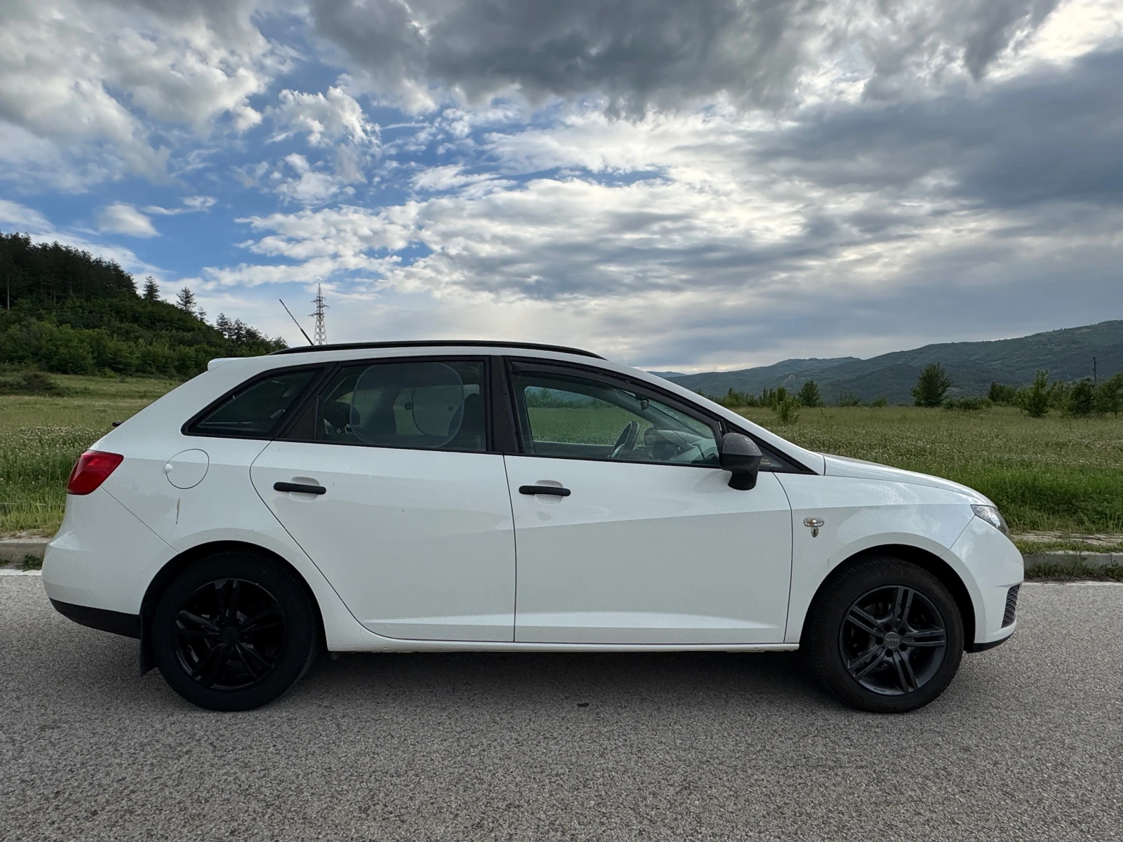 Seat Ibiza 1.4 TDI ST - изображение 4