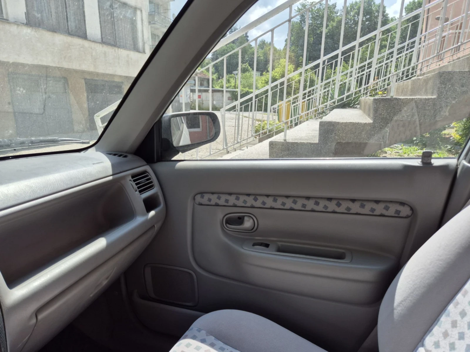 Mazda Demio 1.5 Sportive - изображение 9